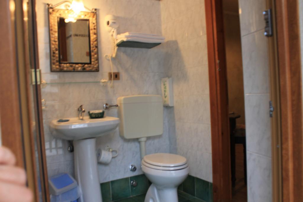 Alice Affittacamere Cesana Torinese Exterior foto